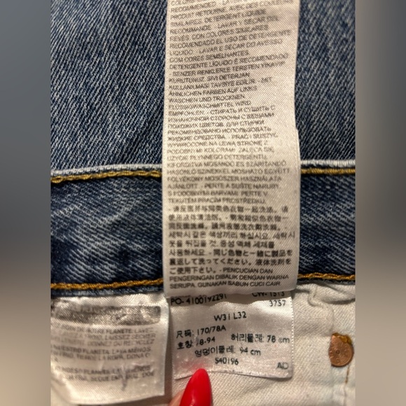 Levi's 501s Men's Blue Jeans size 31W 32L - Picture 4 of 8